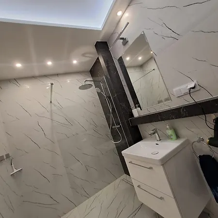 Orawska 14 Hemma Apartamento *